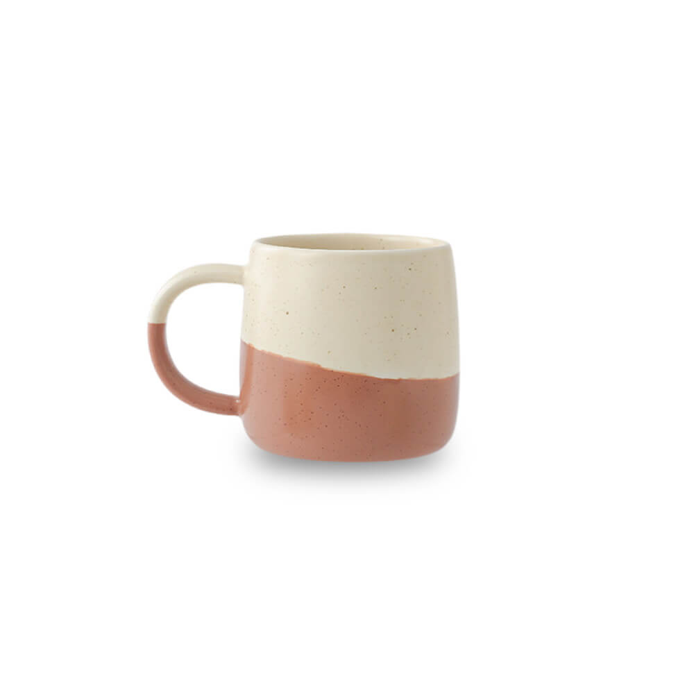 Emina Tasse Braun